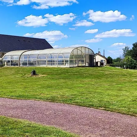 Villa With Covered And Heated Swimming Pool Thiberville Extérieur photo