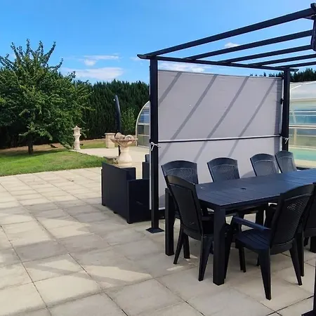 Villa With Covered And Heated Swimming Pool Thiberville Extérieur photo